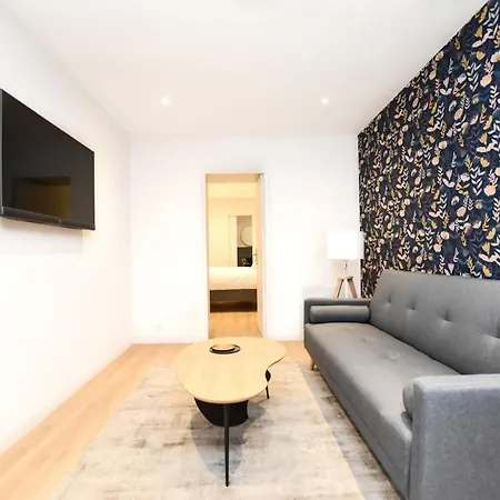 Chic - 2br-6p - Gare Du Nord Parigi
